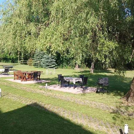 Almafas Apartmanhaz Orseg