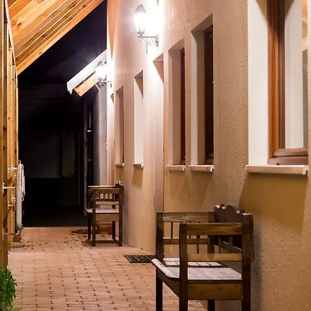 公寓 Almafas Jakuzzis Apartmanhaz Orseg Kerkakutas