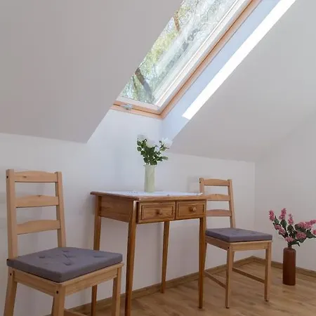Almafas Apartmanhaz Orseg
