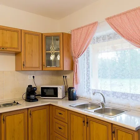 Apartment Almafas Apartmanhaz Orseg *