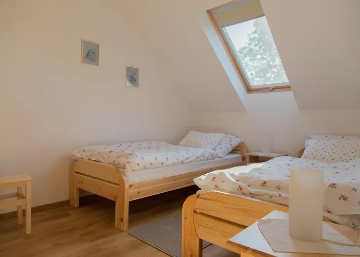 Almafas Jakuzzis Apartmanhaz Orseg *